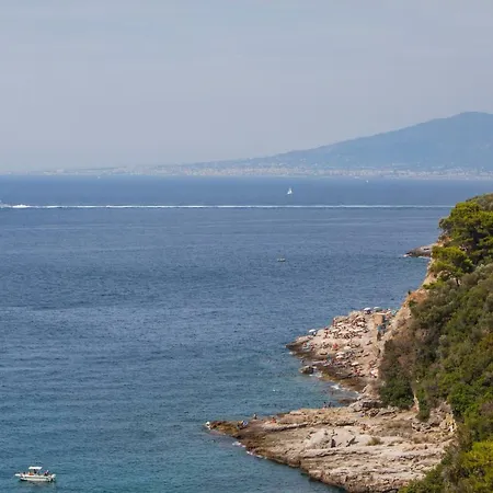 Maison Del Mare Sorrento. Holiday home Sorrento