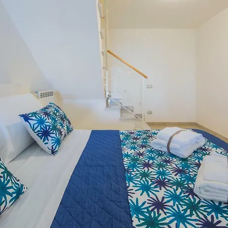 Holiday home Maison Del Mare Sorrento.