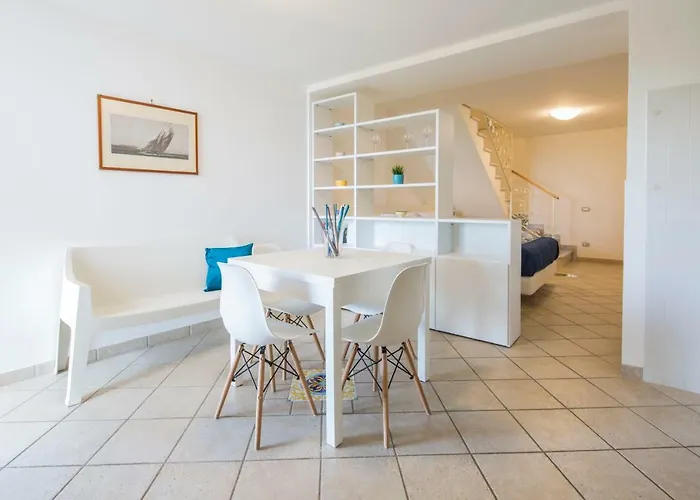 Semesterbostad Maison Del Mare Sorrento. Sorrento