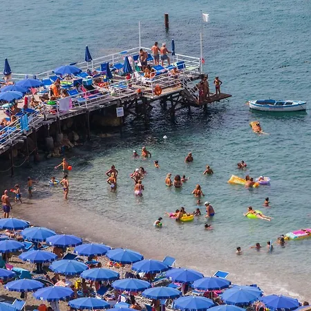 Holiday home Maison Del Mare Sorrento. Sorrento