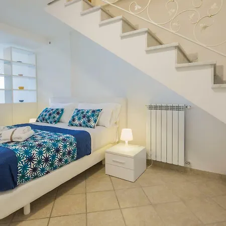 Maison Del Mare Sorrento. Sorrent